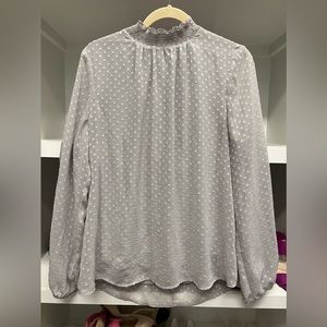 DR2 ruffle neck dot textured blouse